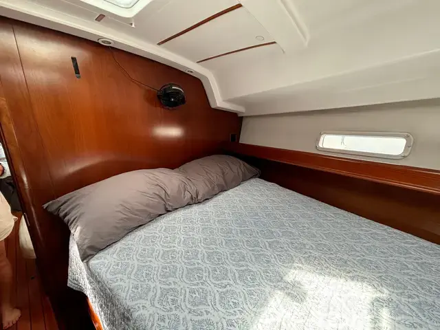 Beneteau Oceanis Clipper 393