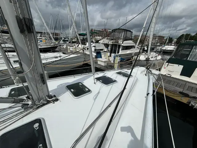 Beneteau Oceanis Clipper 393