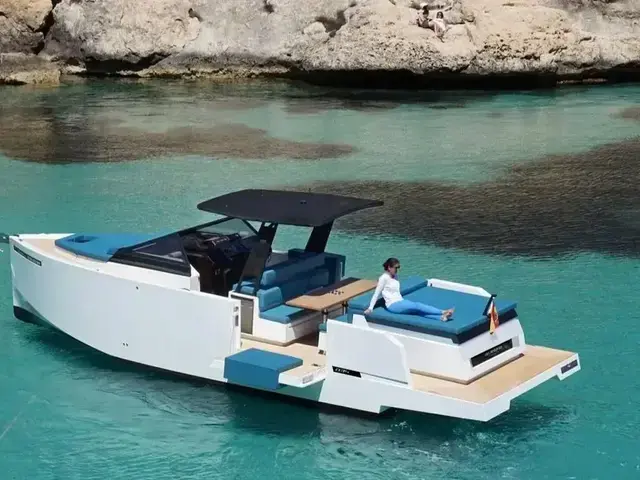 De Antonio Yachts D32 OPEN