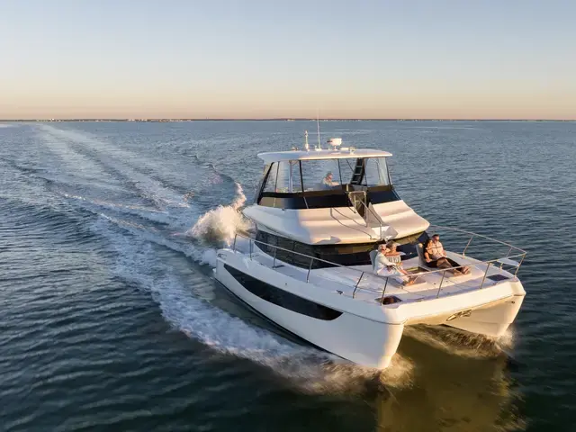 Aquila 42 Yacht