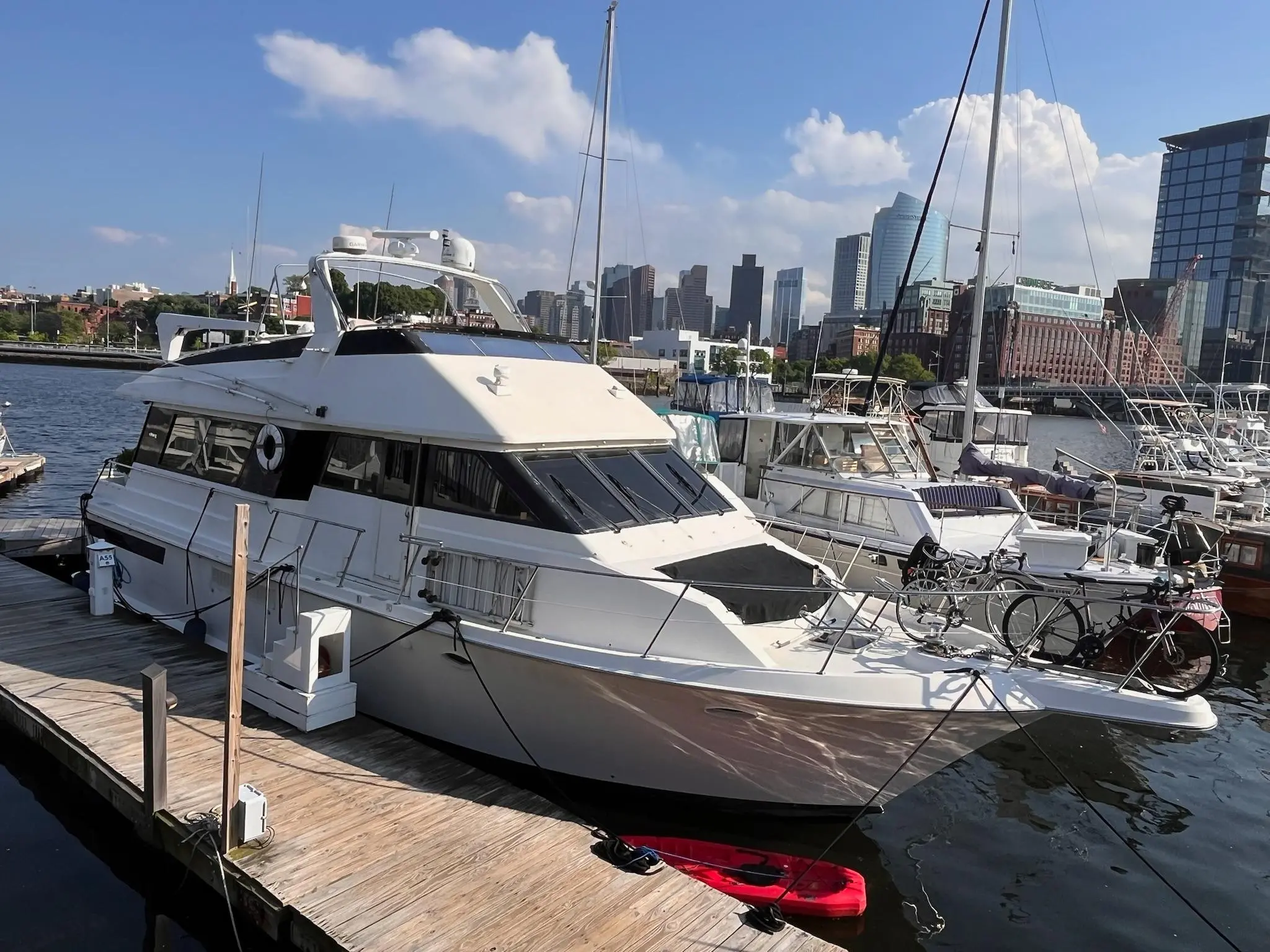 1990 Viking 50 motor yacht