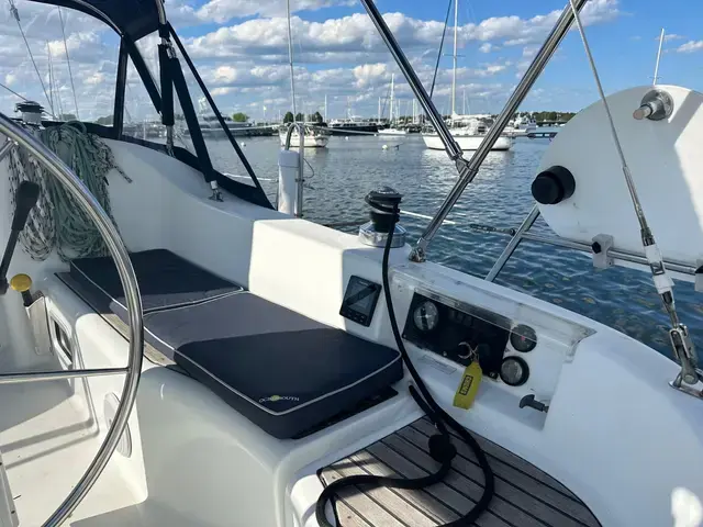 Beneteau Oceanis 331