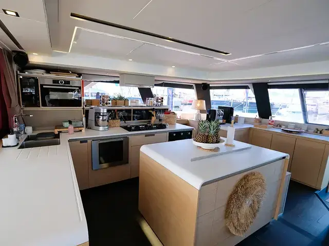 Fountaine Pajot Alegria 67