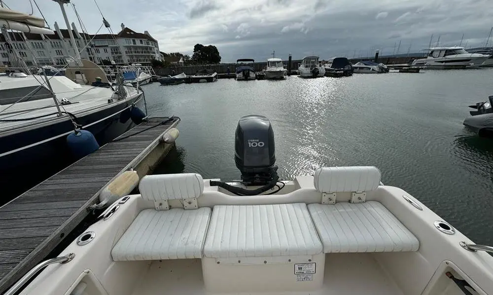 2007 Cobia Boats 186