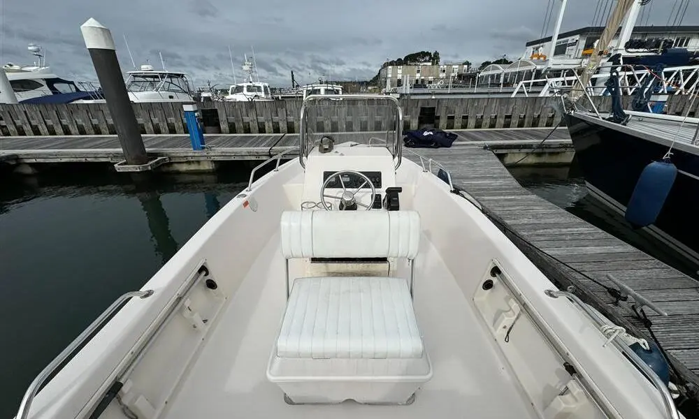 2007 Cobia Boats 186