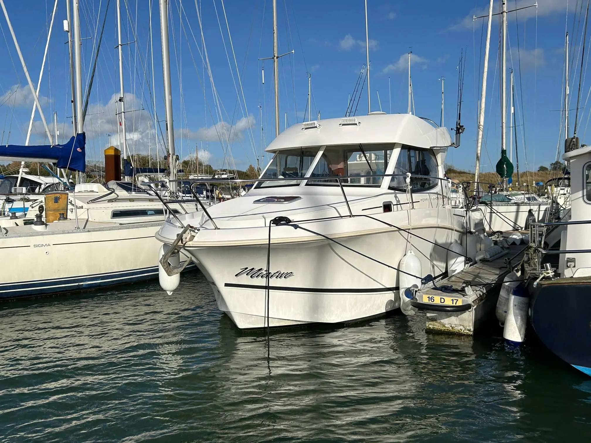 2010 Jeanneau merry fisher 815