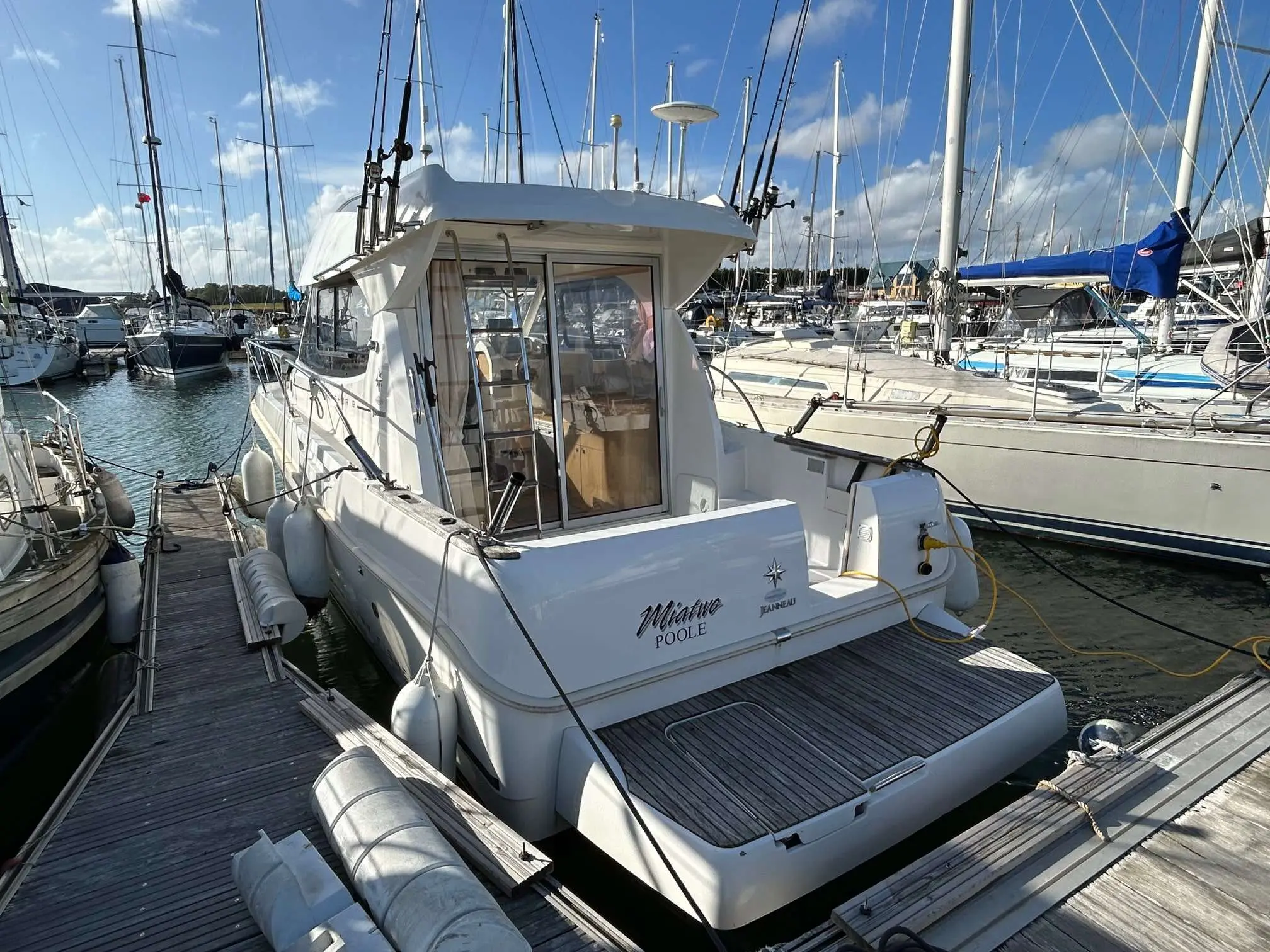 2010 Jeanneau merry fisher 815