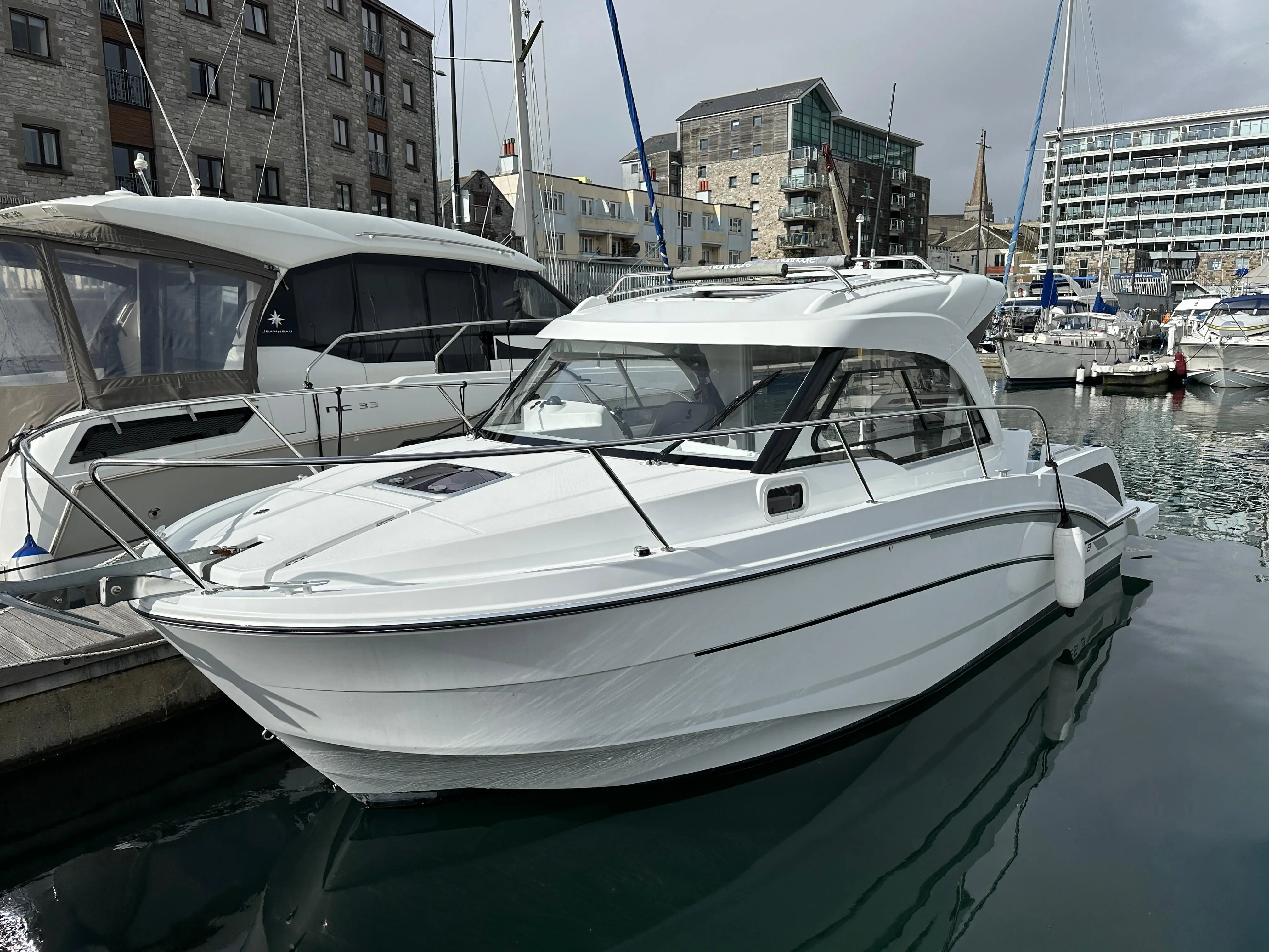 2021 Beneteau antares 8