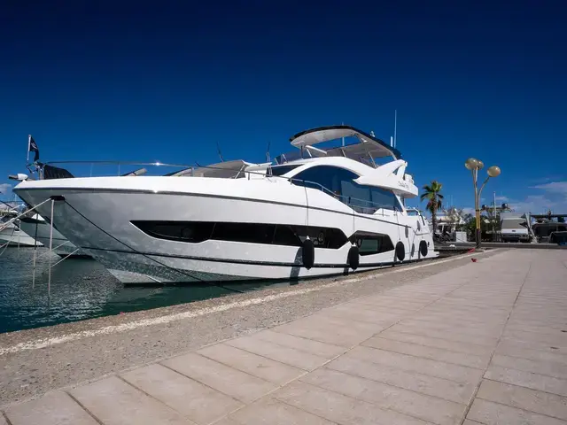 Sunseeker 76 Yacht