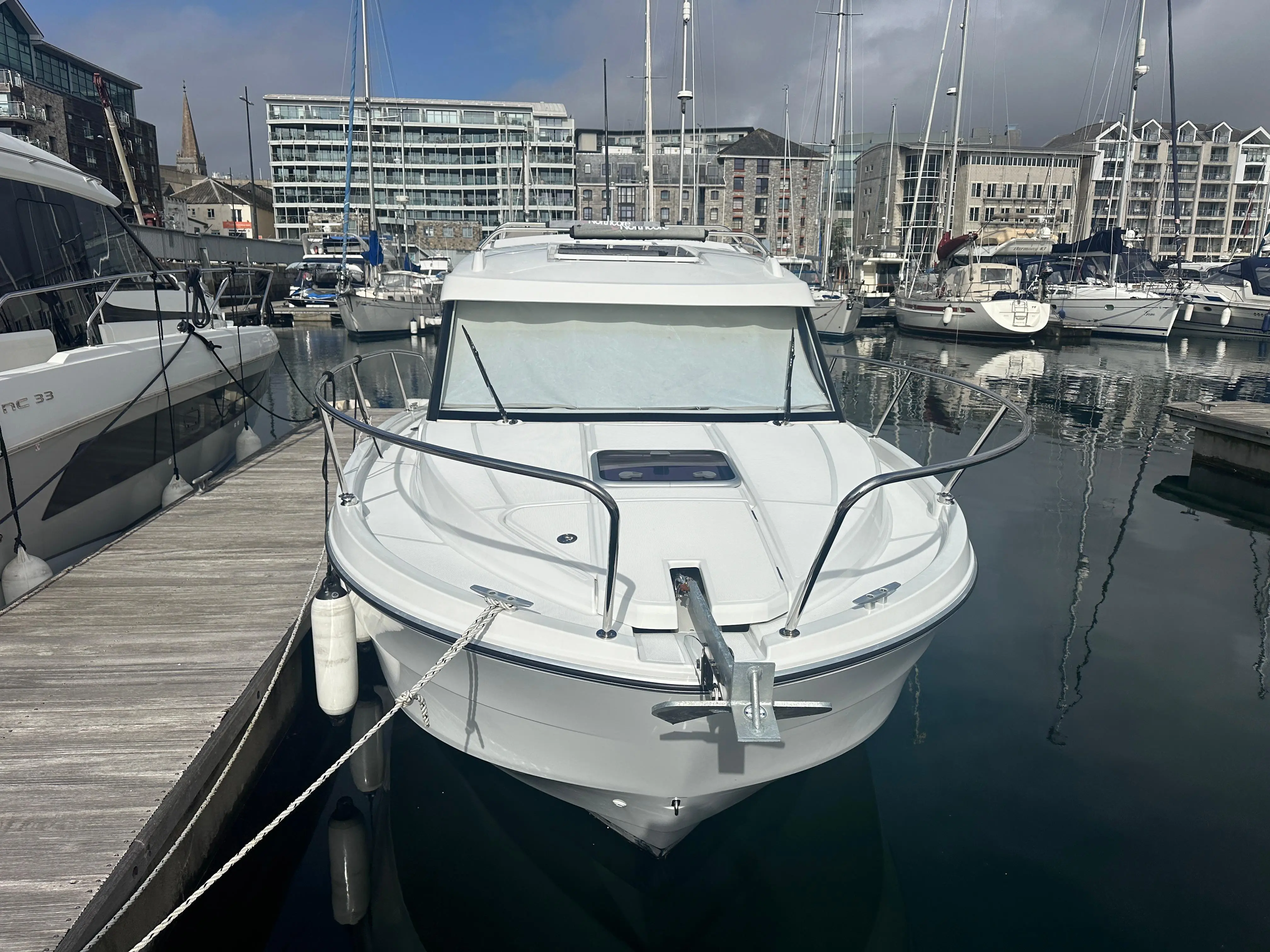 2021 Beneteau antares 8