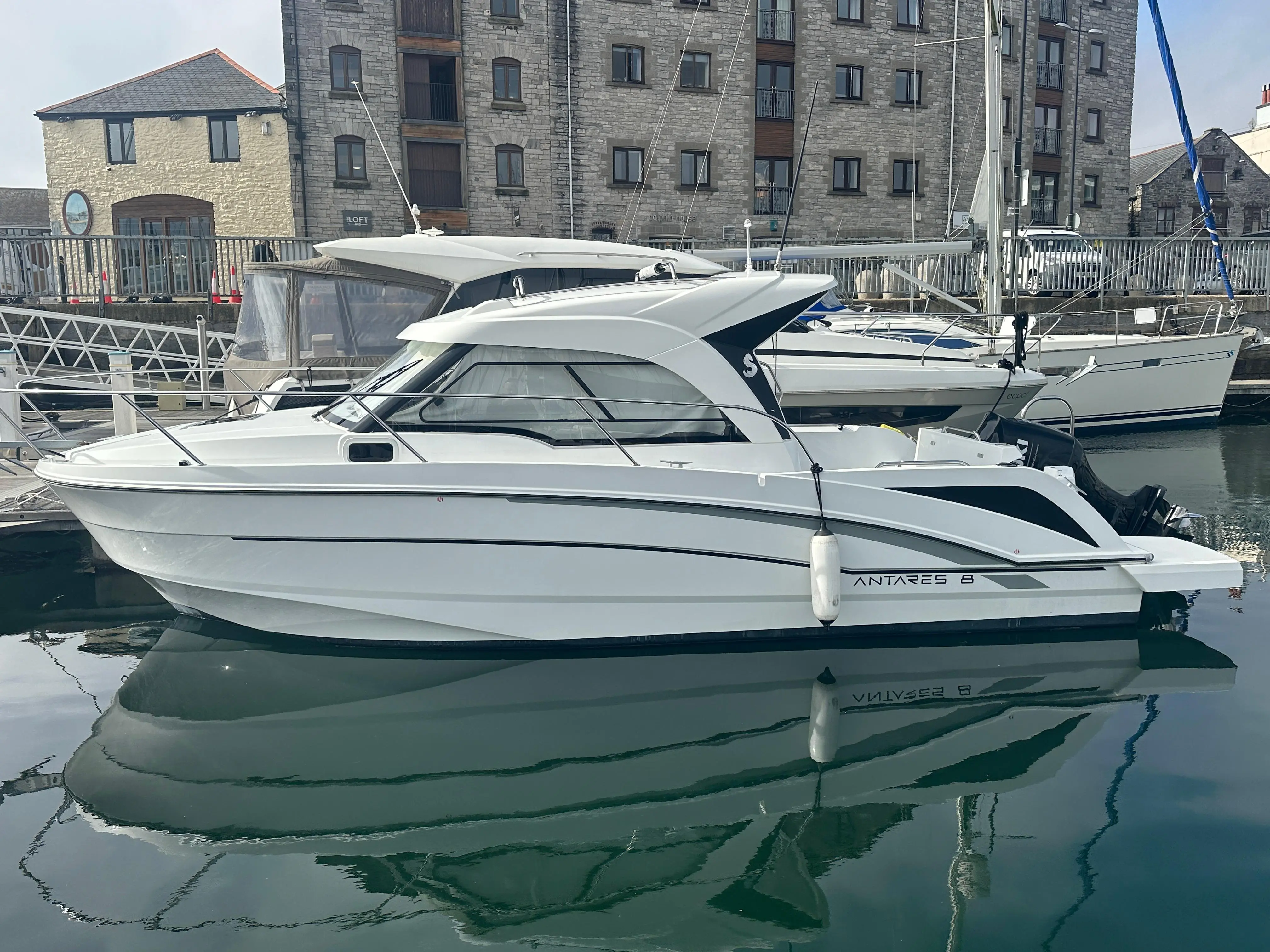 2021 Beneteau antares 8