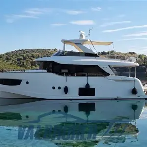 2016 Absolute Navetta 58