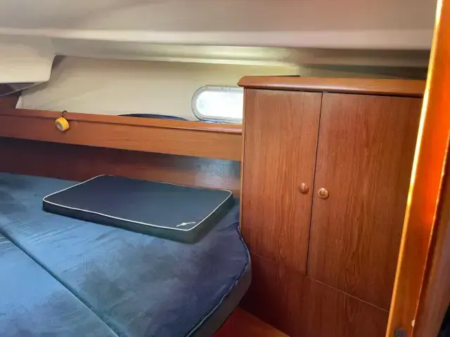 Jeanneau Sun Odyssey 37