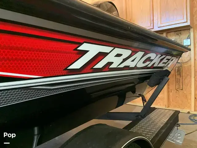 Tracker Pro Team 195 Txw