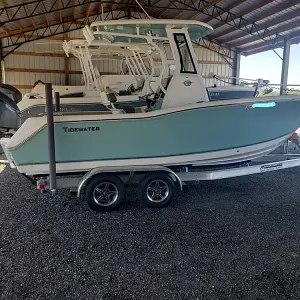 2023 Tidewater Boats 232CC Adventure