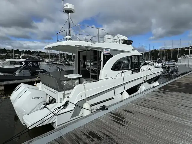 Beneteau Antares 11