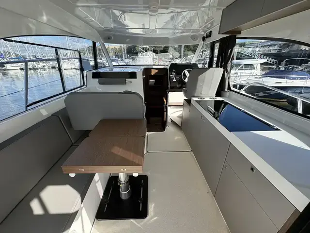 Beneteau Antares 11