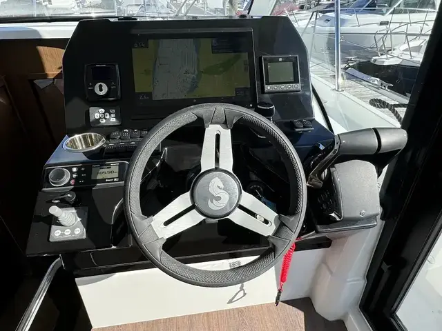 Beneteau Antares 11