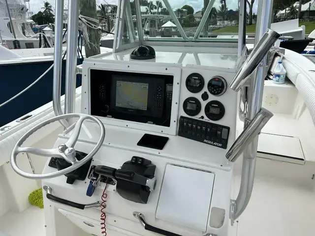 Regulator Boats 26 Forward Seating