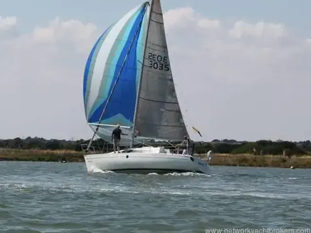 Beneteau First 285