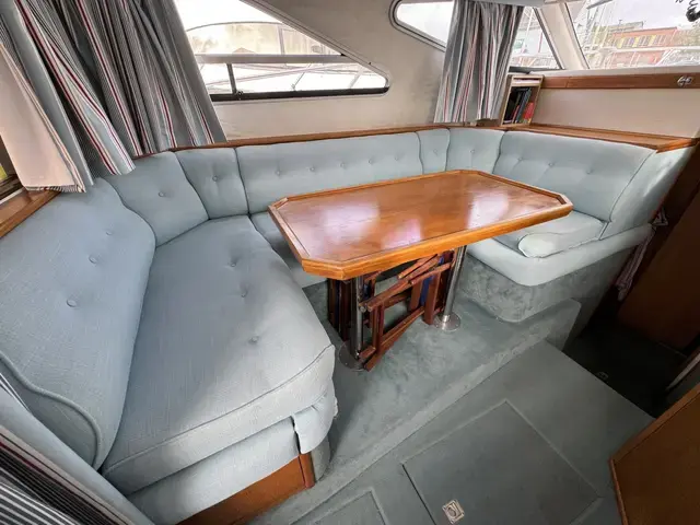 Sealine 320 Statesman