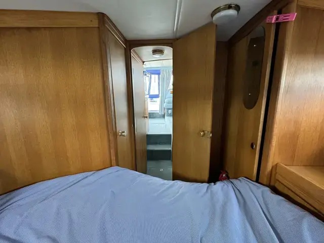 Sealine 320 Statesman