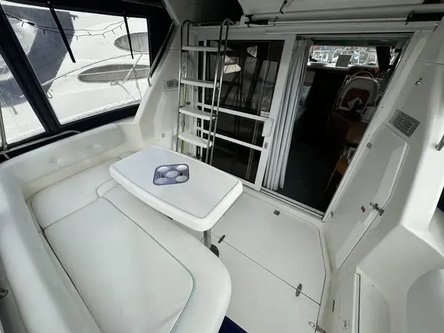 Sealine 320 Statesman