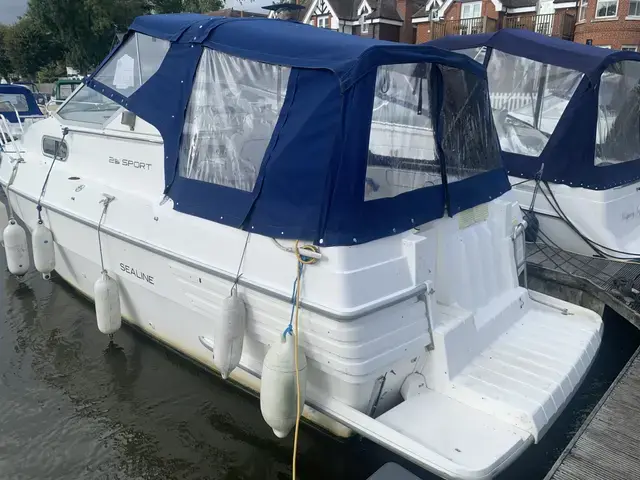 Sealine 255 Senator