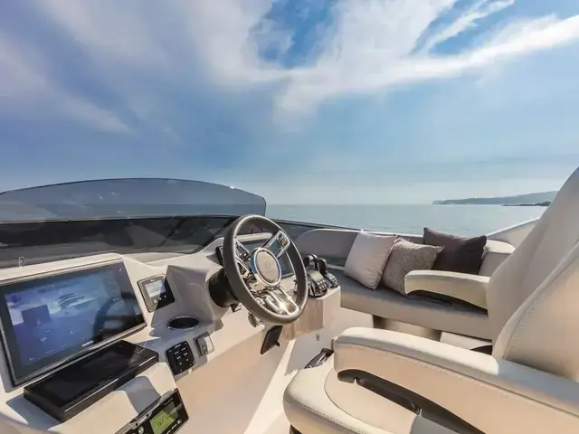 Absolute Navetta 48