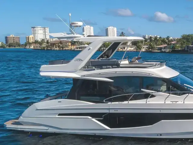 Galeon 500 Fly