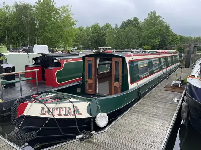 T S  Fabrications Narrowboat