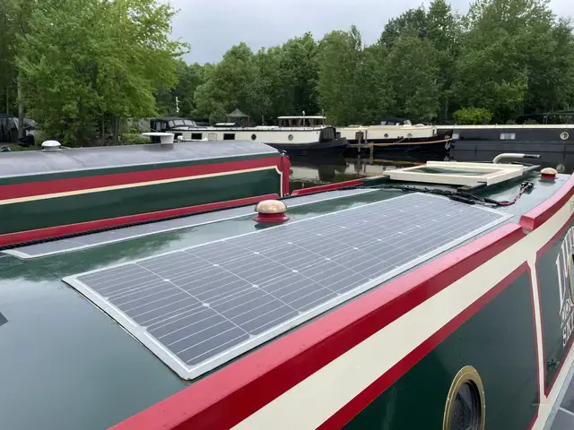 T S  Fabrications Narrowboat