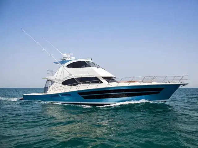 Riviera Enclosed Flybridge 77