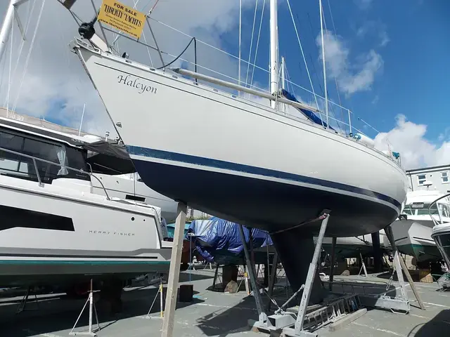 Beneteau First 375