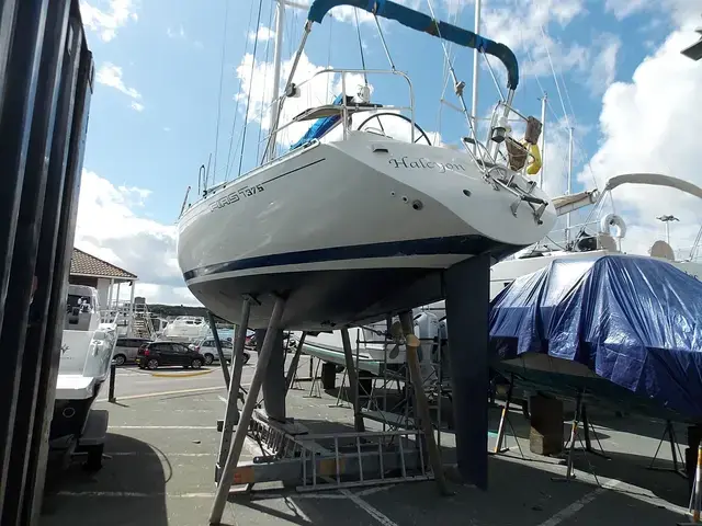 Beneteau First 375