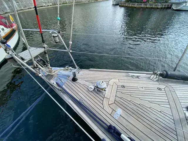 Nautor Swan 48