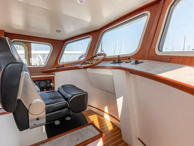 Pilothouse Trawler 44 Long Range