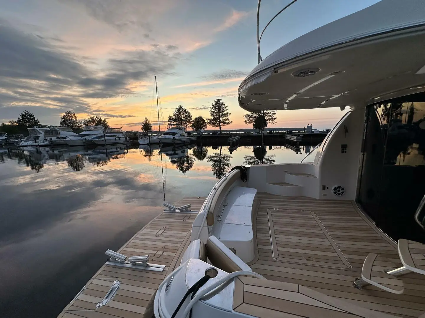 2006 Carver 56 voyager se flybridge pilot