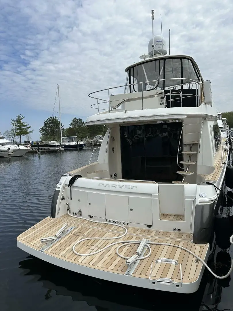 2006 Carver 56 voyager se flybridge pilot