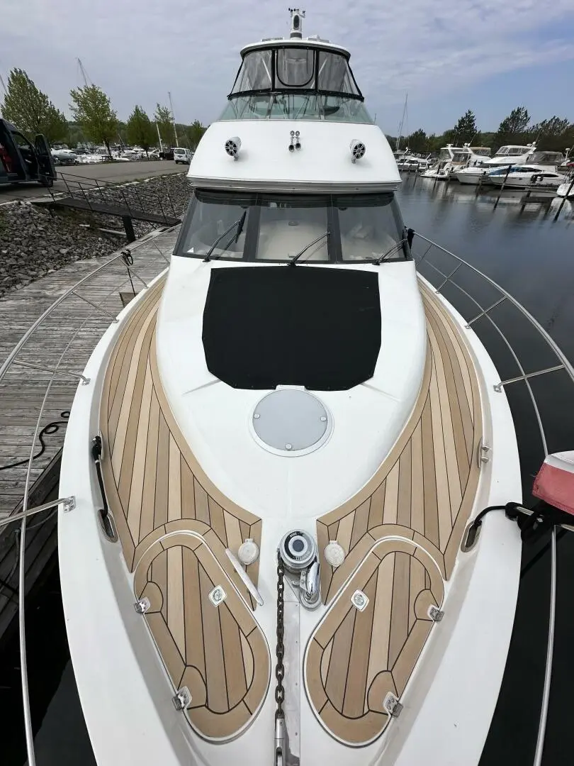 2006 Carver 56 voyager se flybridge pilot