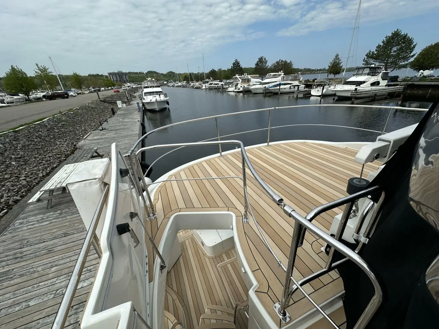 2006 Carver 56 voyager se flybridge pilot