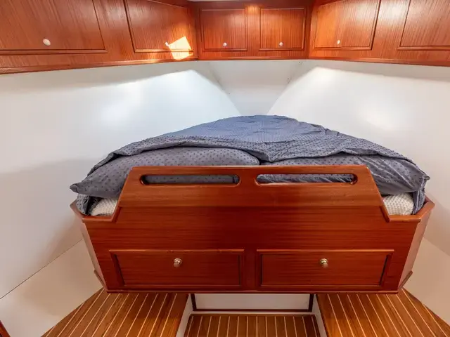 Pilothouse Trawler 44 Long Range