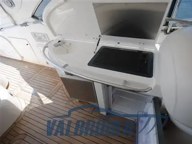 Sunseeker Predator 60