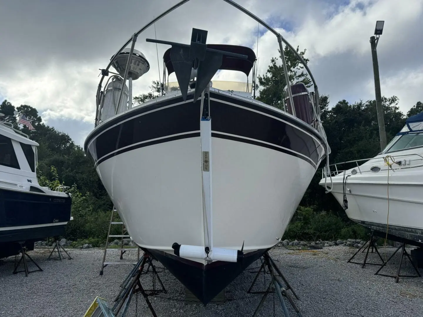 1976 Marinette 28 flybridge