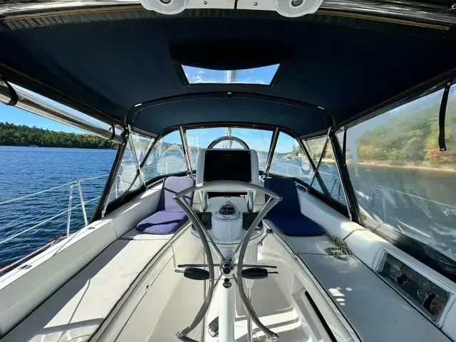 Hunter 36