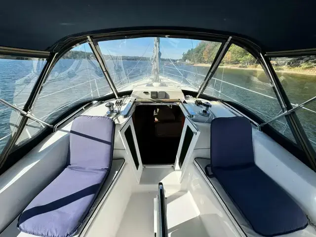 Hunter 36