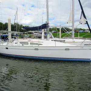 2005 Jeanneau 35