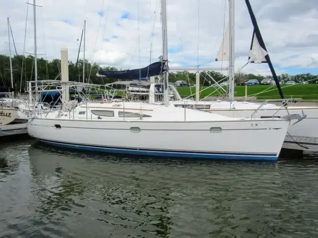 Jeanneau 35