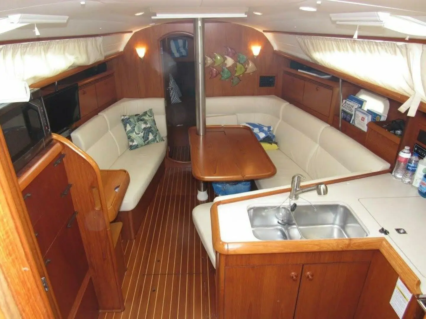 2005 Jeanneau 35