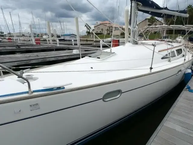 Jeanneau 35